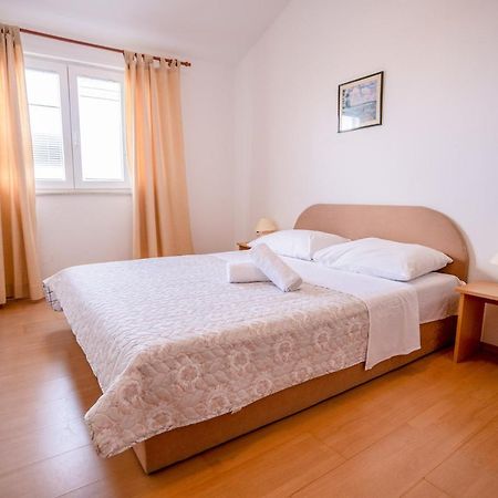 Apartments Valentin Privlaka  Esterno foto