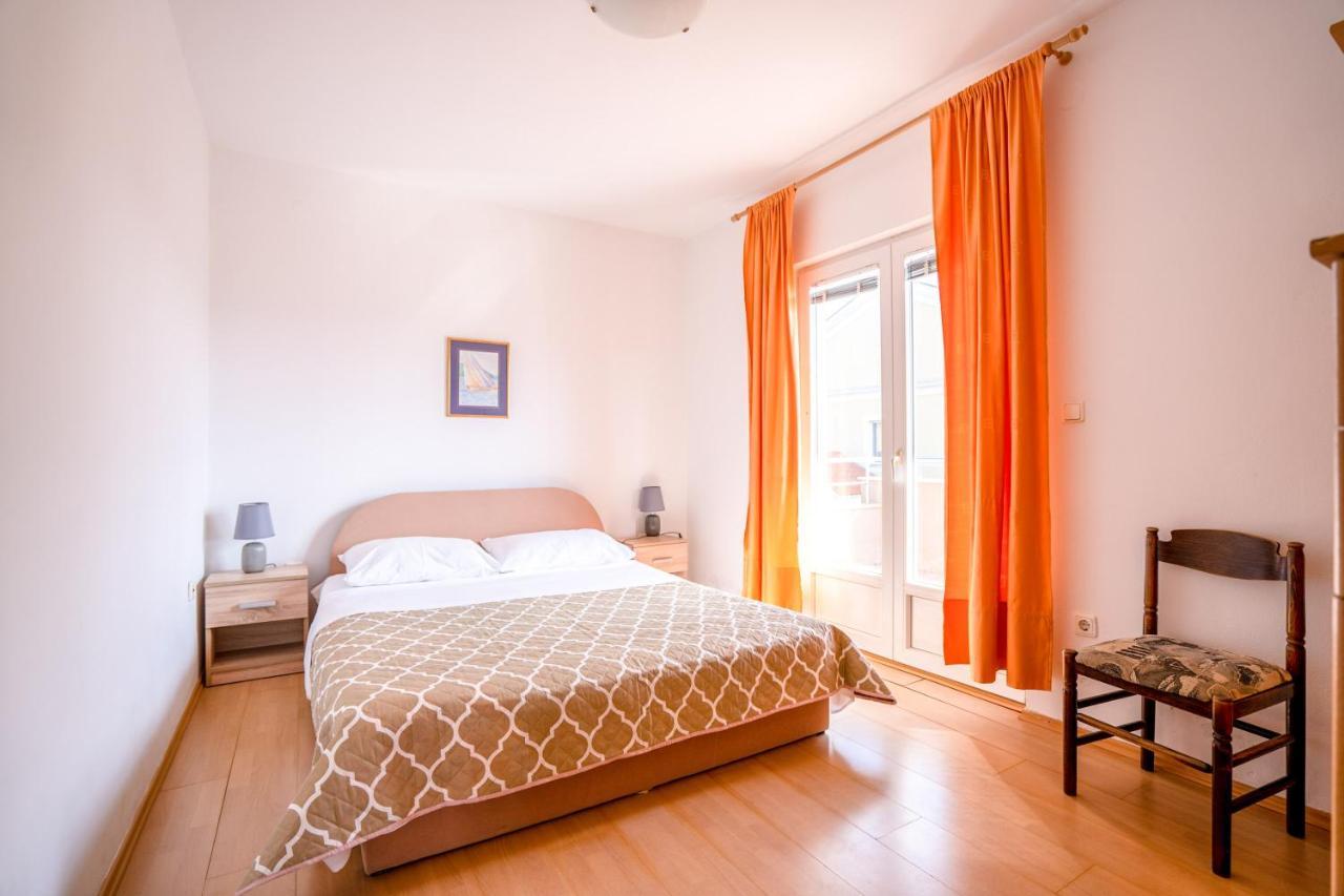 Apartments Valentin Privlaka  Esterno foto